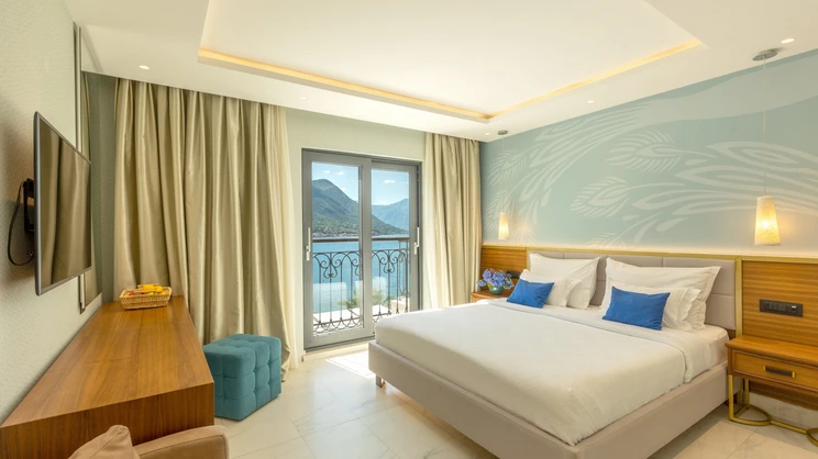 Huma Kotor Bay Hotel & Villas